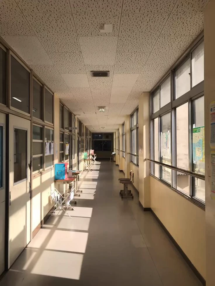 School 18+ thumbnail