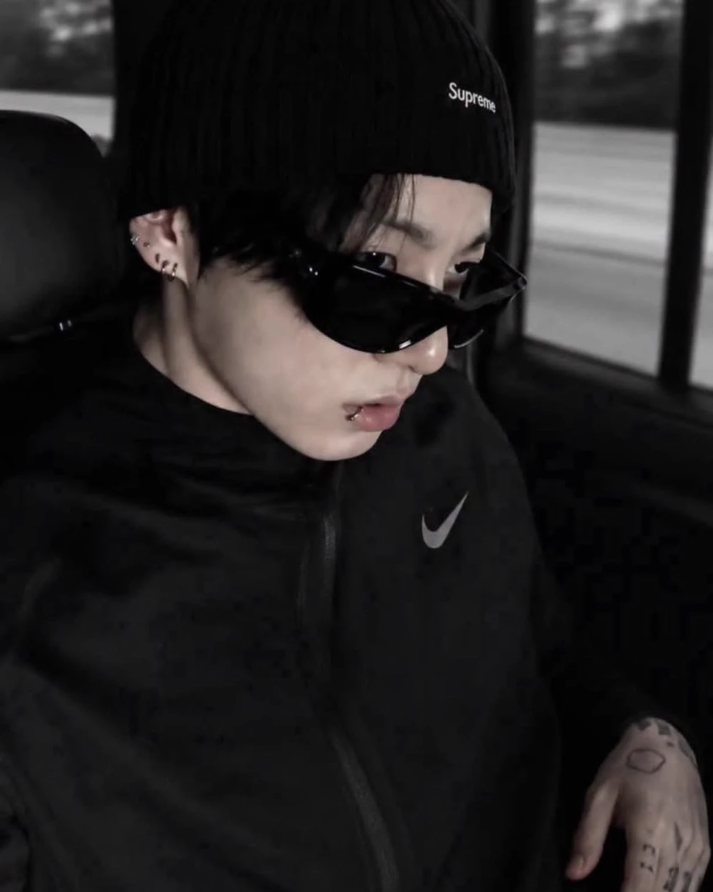 Jeon Jungkook thumbnail