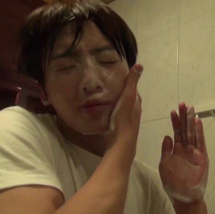Jeon Jungkook thumbnail