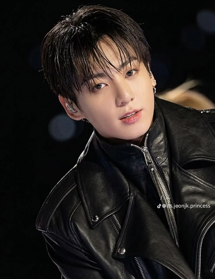 JEON JUNGKOOK 💜💜 thumbnail