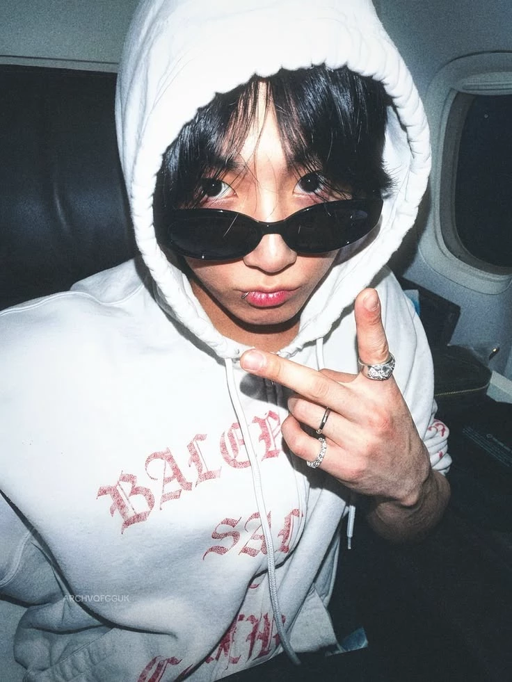 Jeon Jungkook thumbnail