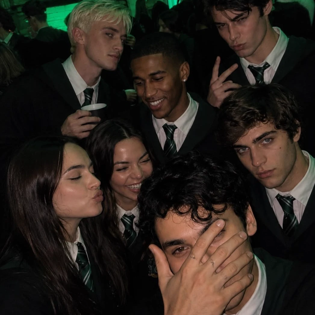 🐍 Group of pro Slytherins 🐍 thumbnail