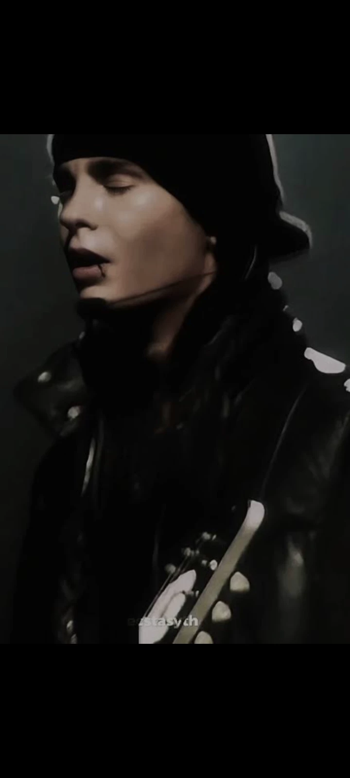 Tom Kaulitz 2010🫦🫦🫦 thumbnail