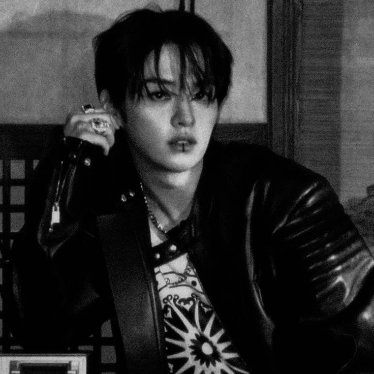 Lee Know thumbnail
