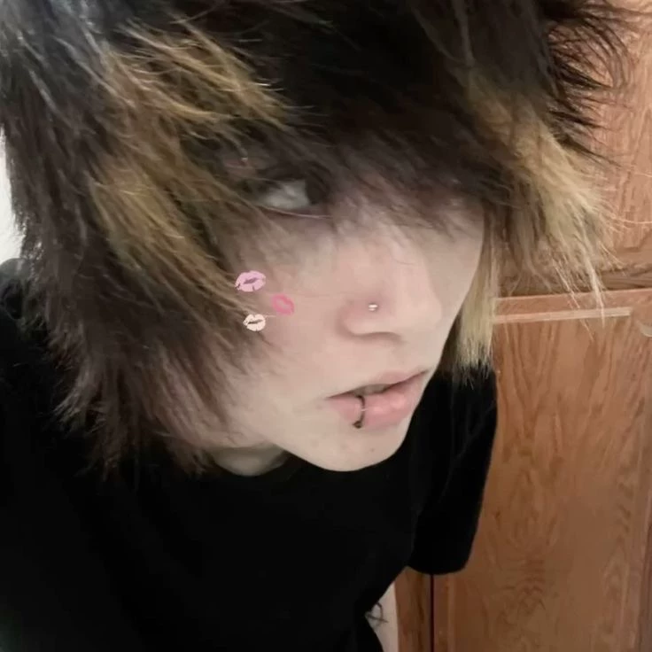 Axel Rivers thumbnail