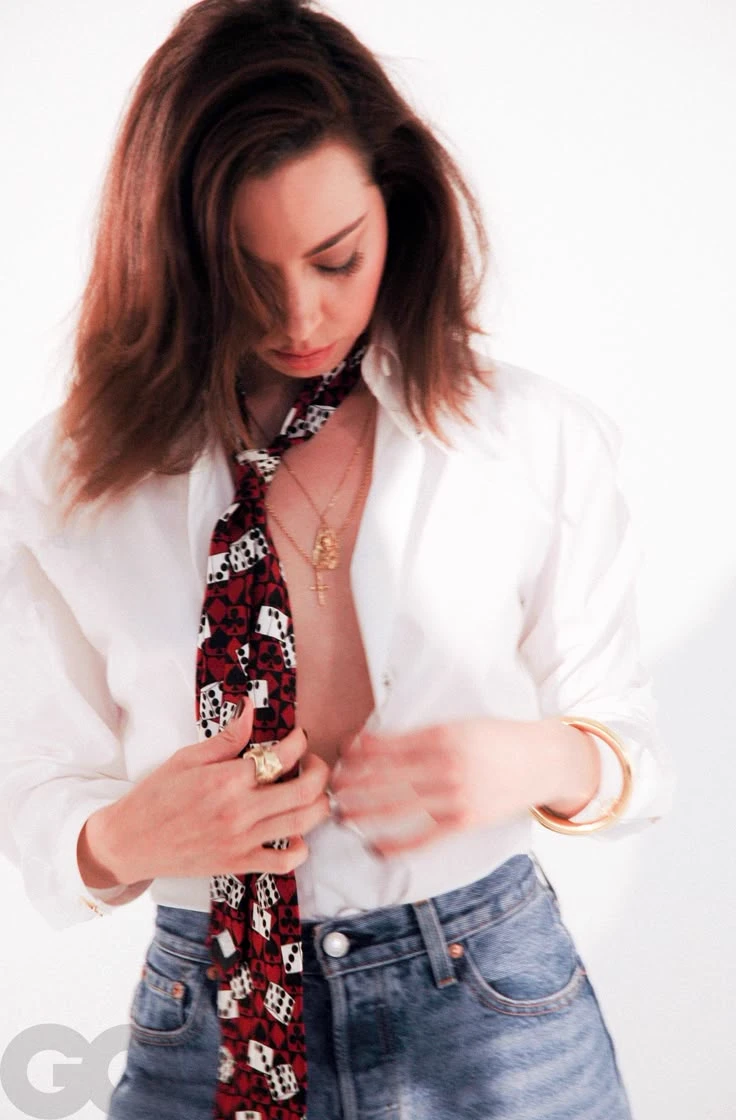 Aubrey Plaza  thumbnail