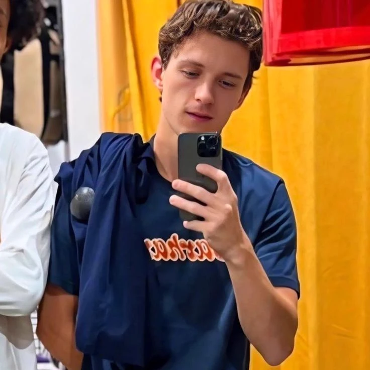 Peter Parker. thumbnail