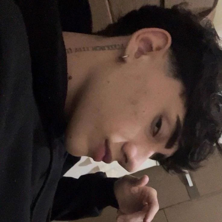 Alejandro thumbnail