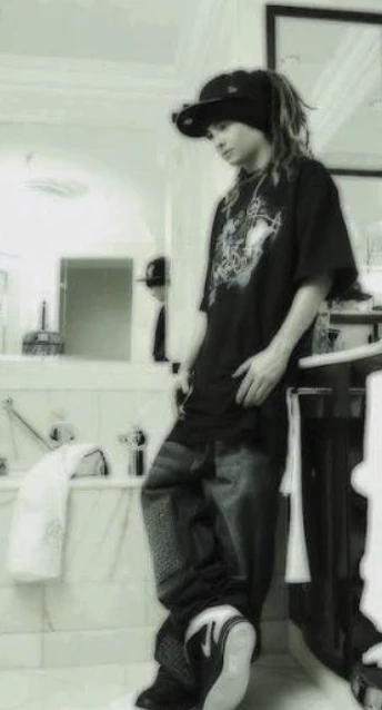 Tom Kaulitz thumbnail
