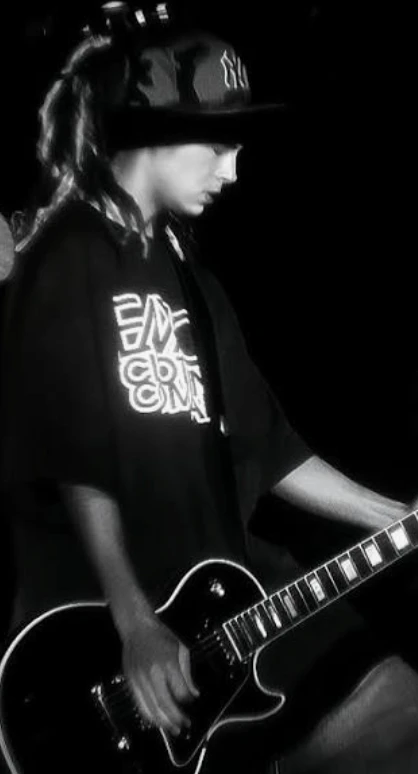 Tom Kaulitz thumbnail