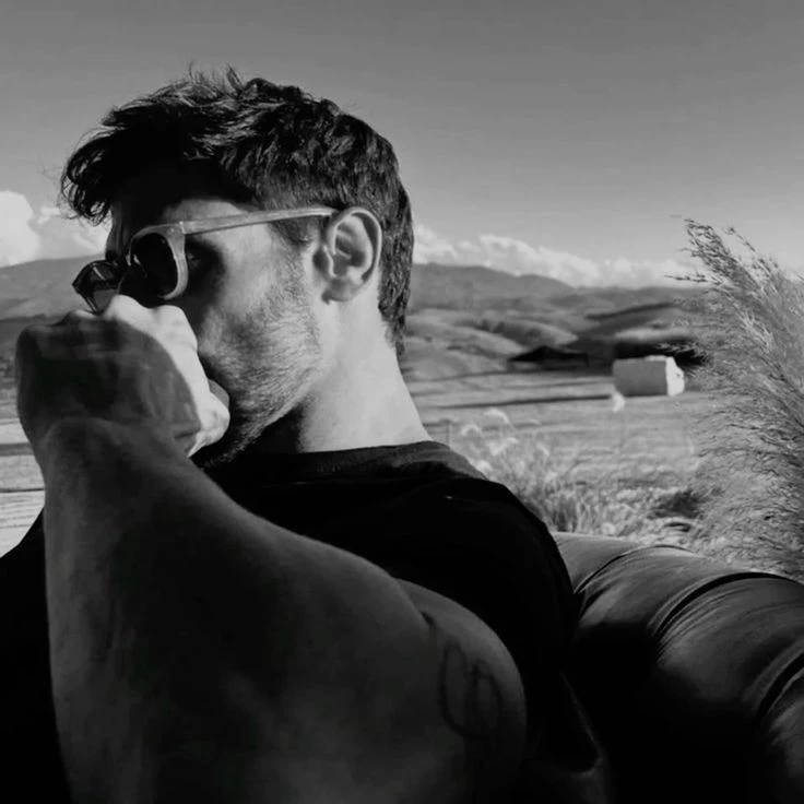 Richard  thumbnail