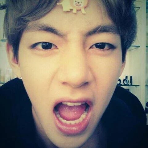 Kim Taehyung thumbnail