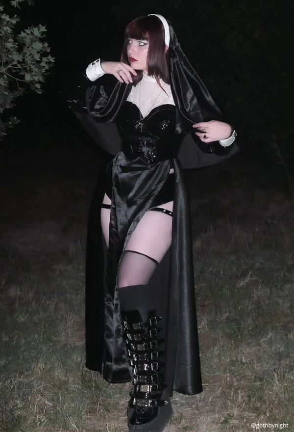 nun Charlotte thumbnail