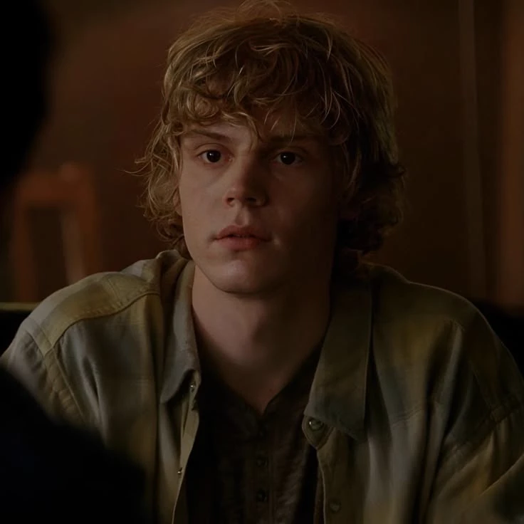 Tate Langdon thumbnail