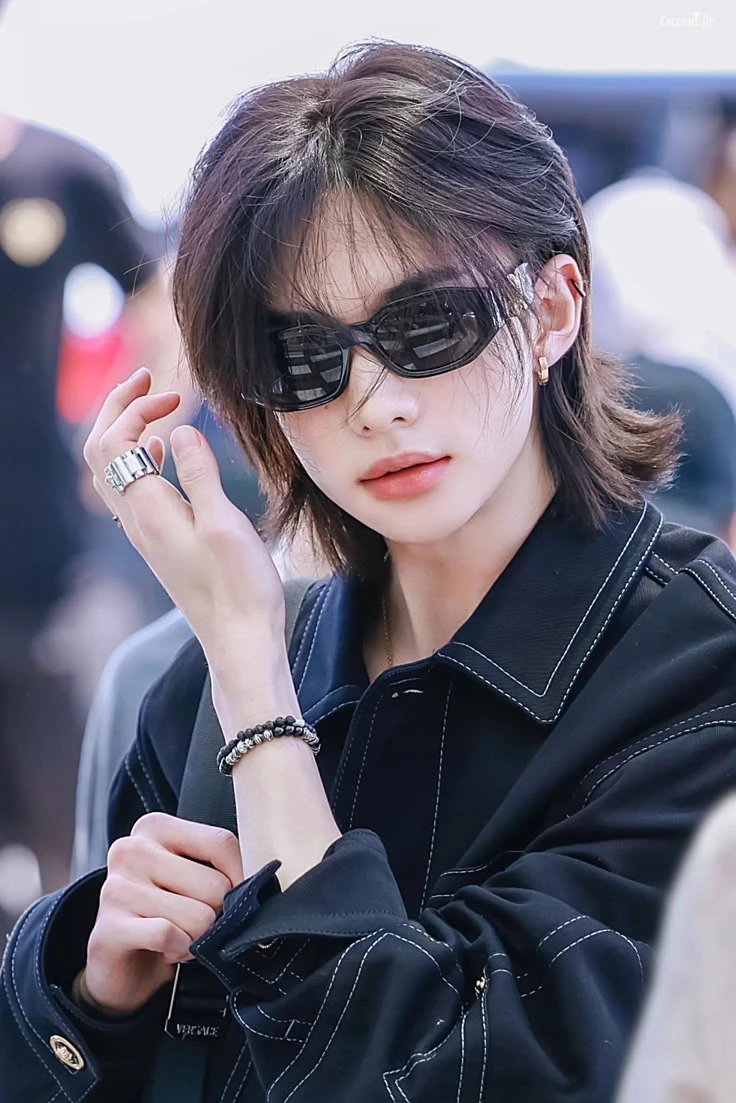 hyunjin thumbnail