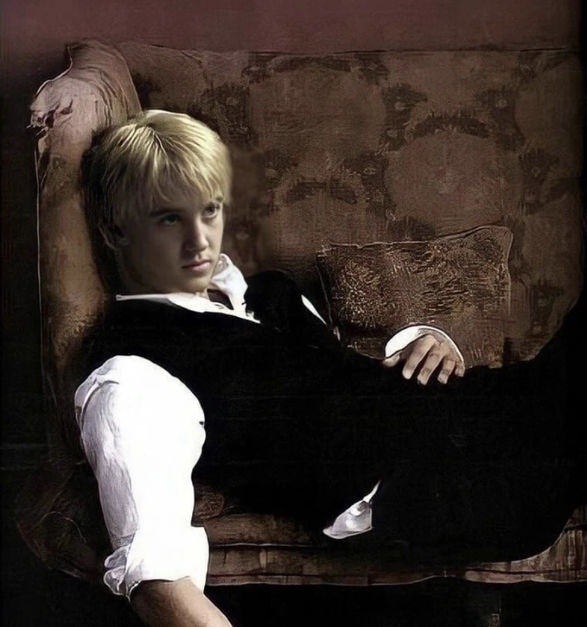 Draco Malfoy thumbnail