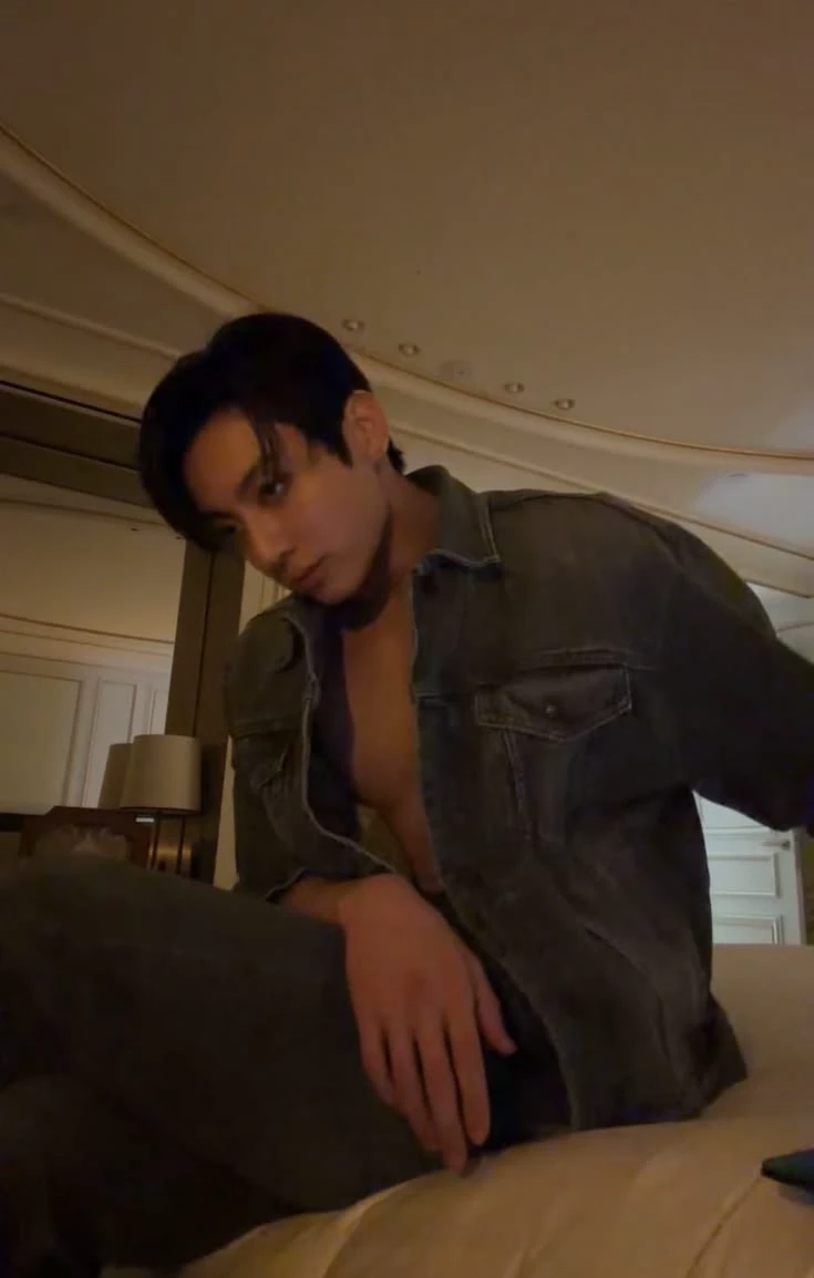 Jungkook thumbnail