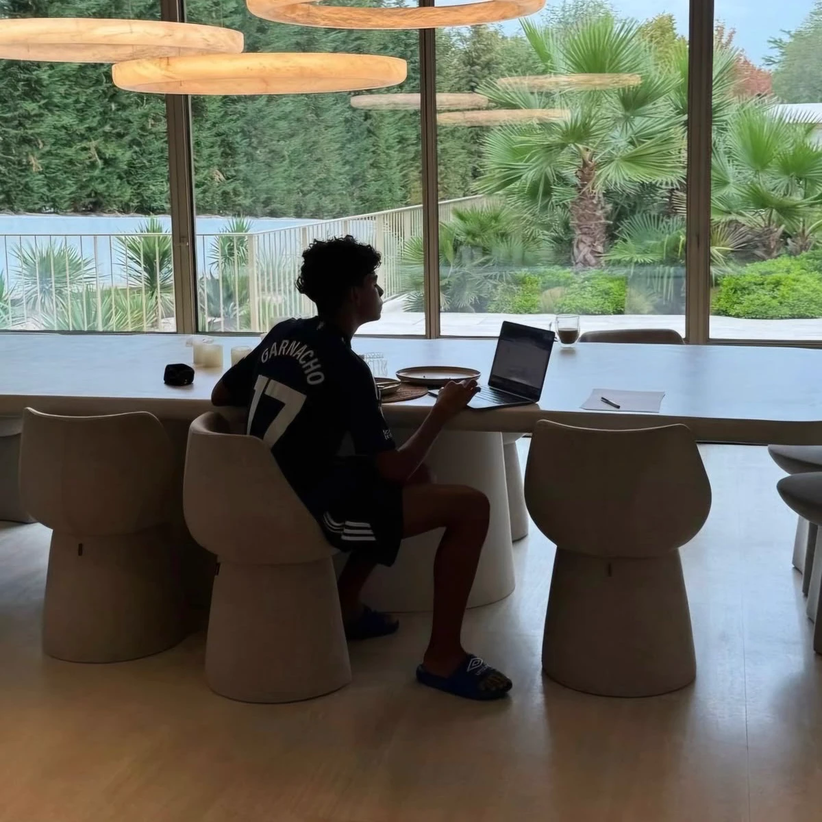 Cris Jr thumbnail