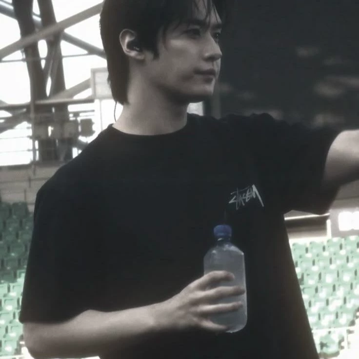 Minho Lee thumbnail