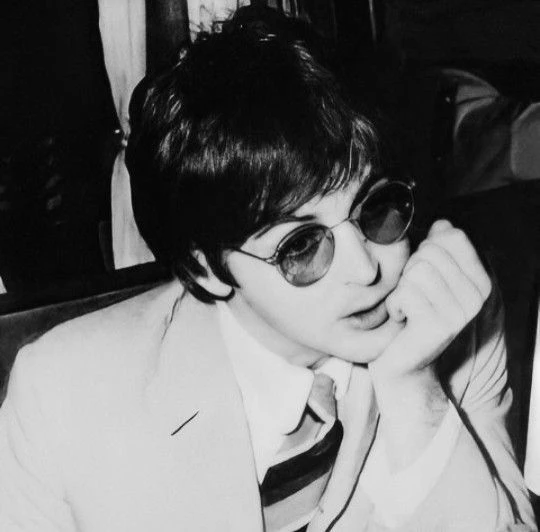 Paul McCartney thumbnail