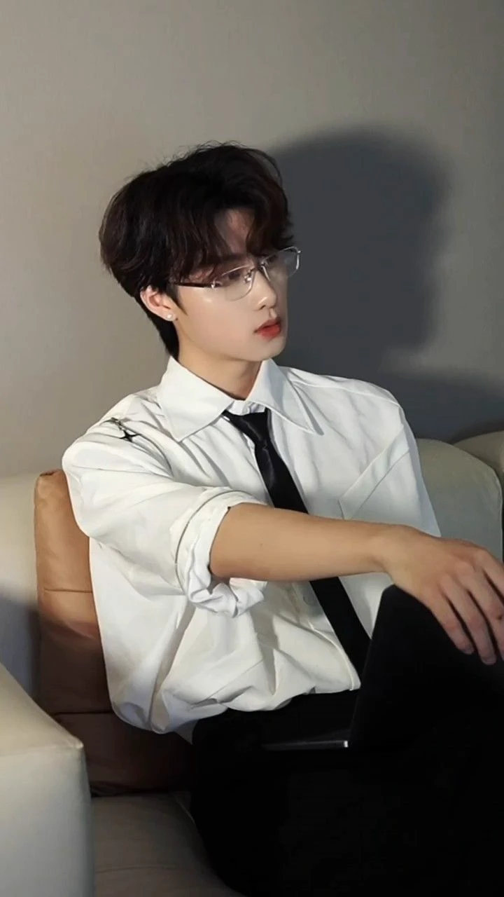 Kim Tae-won thumbnail