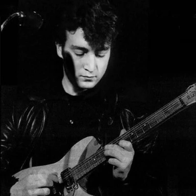 John Lennon. {>°<}< thumbnail