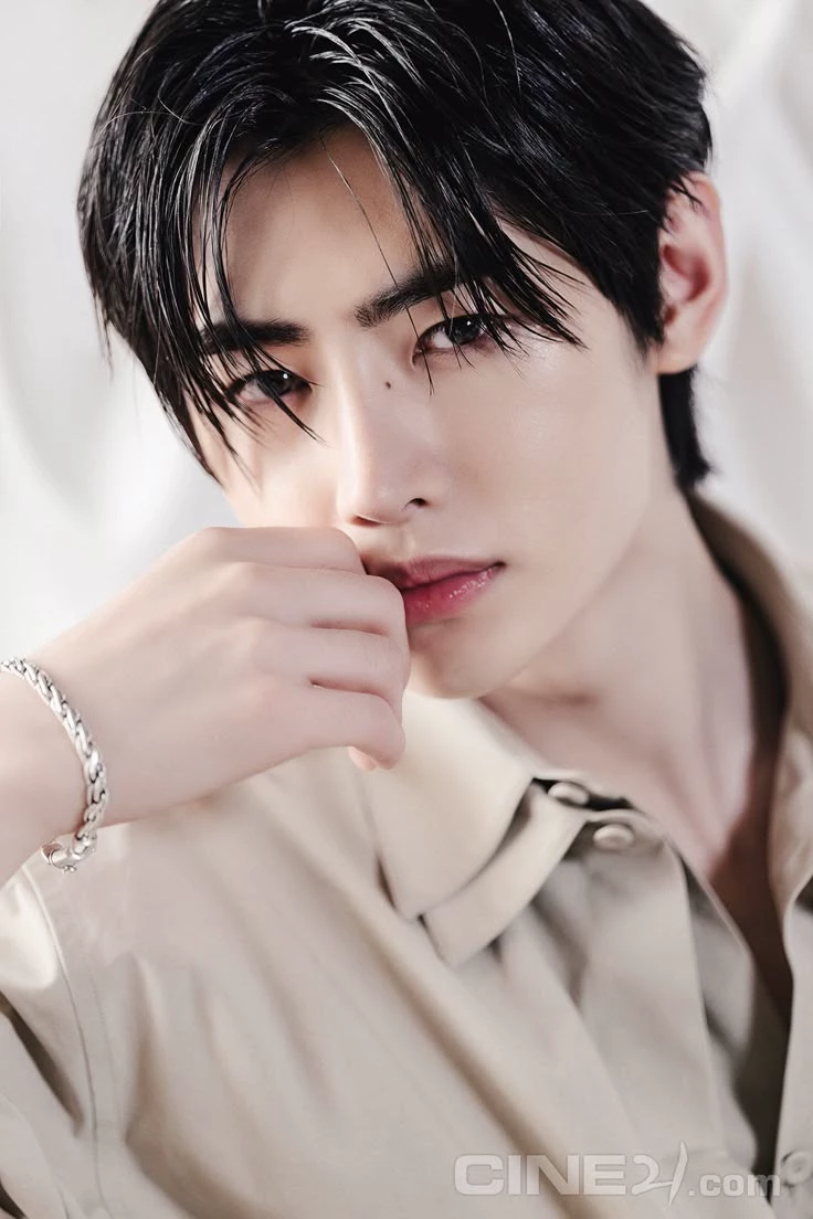 Park Sunghoon thumbnail