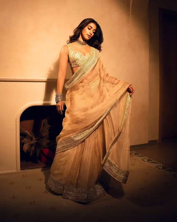 Pooja Hegde - friend's wife thumbnail