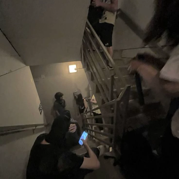 mixed southside friendgroup thumbnail