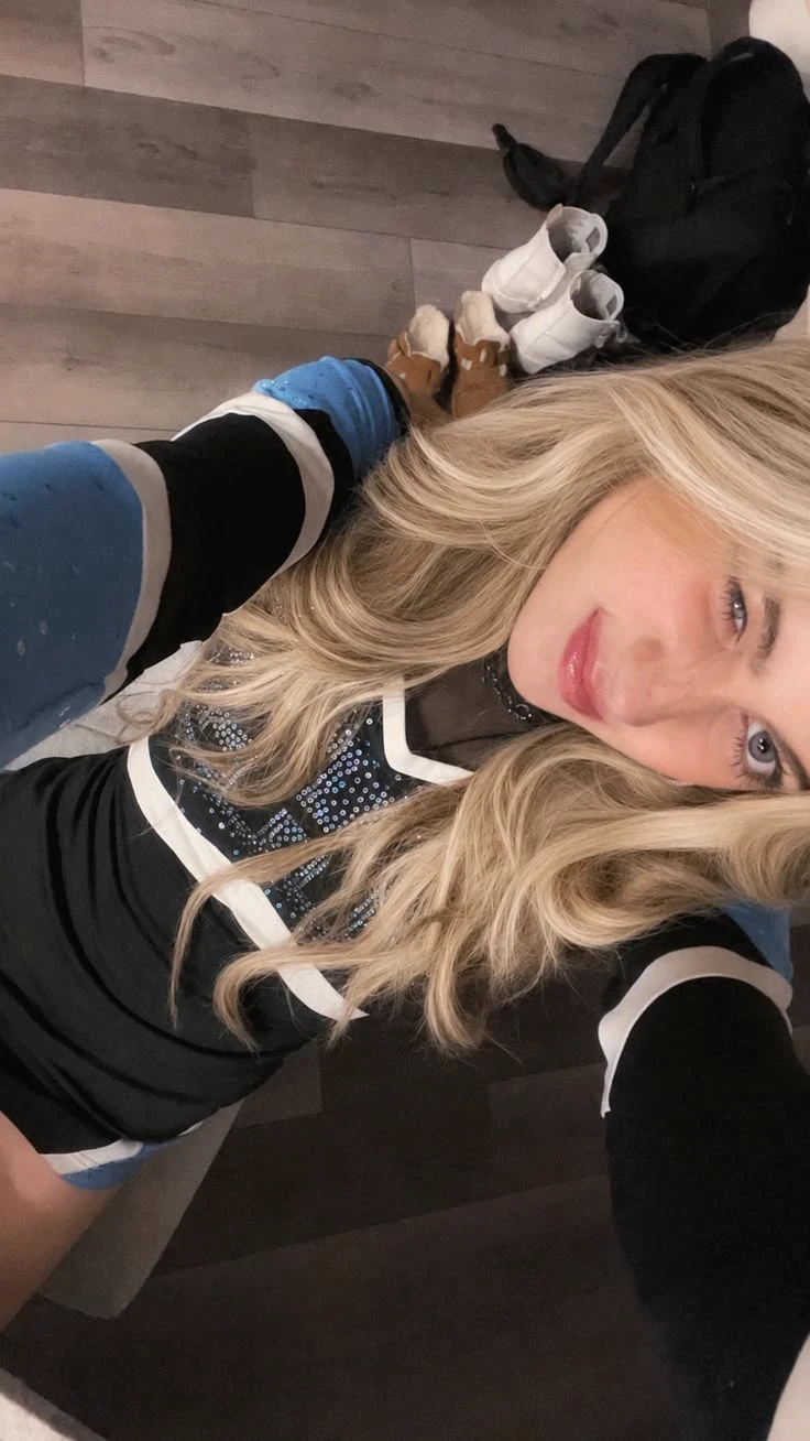 Aria West thumbnail