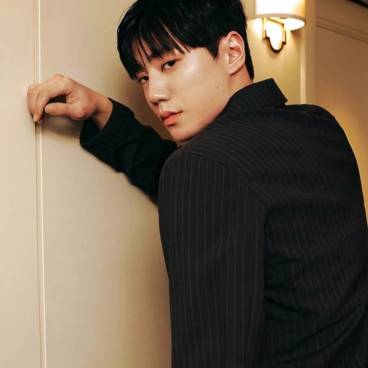 Lee Jun-yong thumbnail