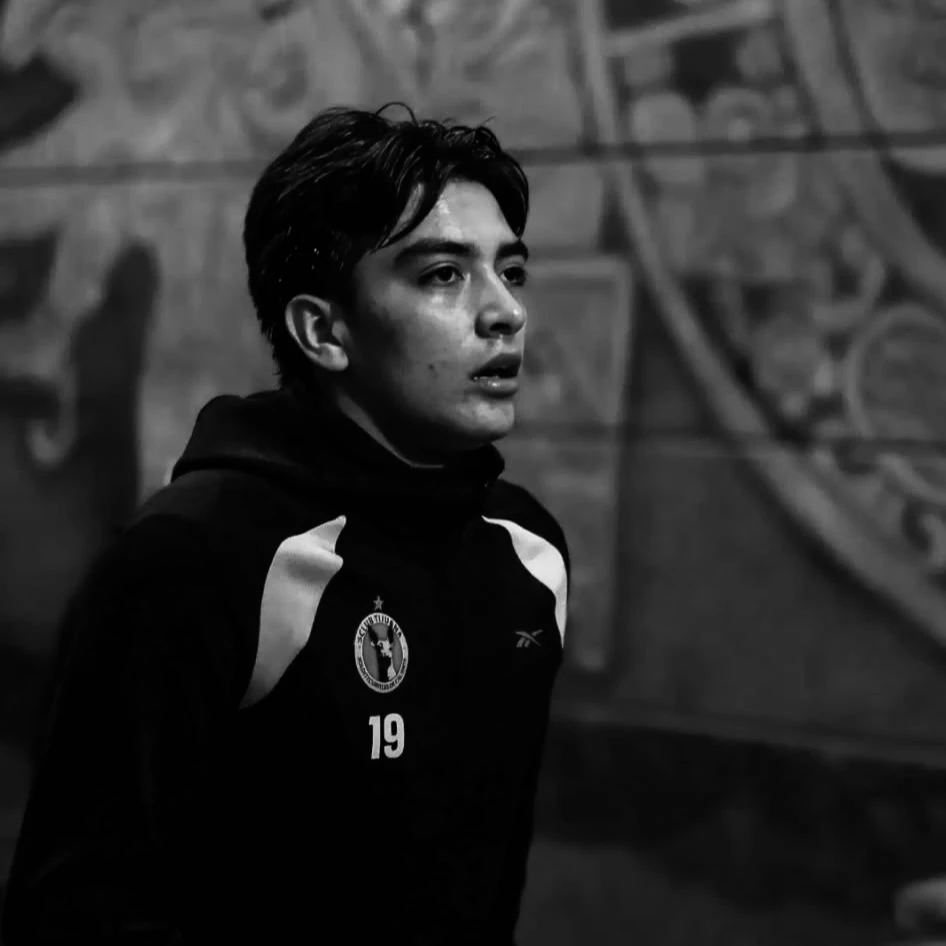 Gil Mora thumbnail