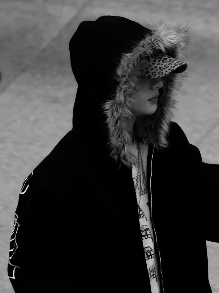 ` Hwang Hyunjin thumbnail