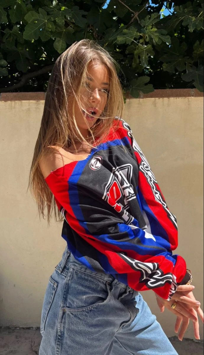 chloe thumbnail