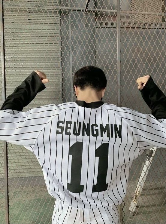 Seungmin (Seungin) thumbnail