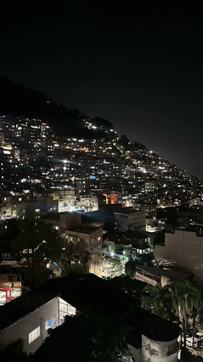 favela thumbnail