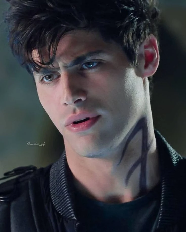 Alec Lightwood/ bot1 thumbnail
