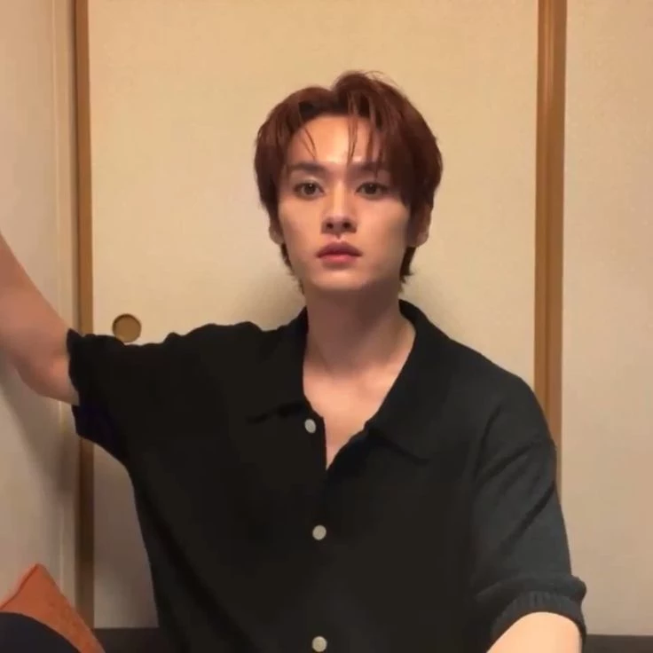 Lee know thumbnail