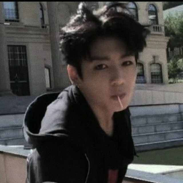 Jeon Jungkook thumbnail
