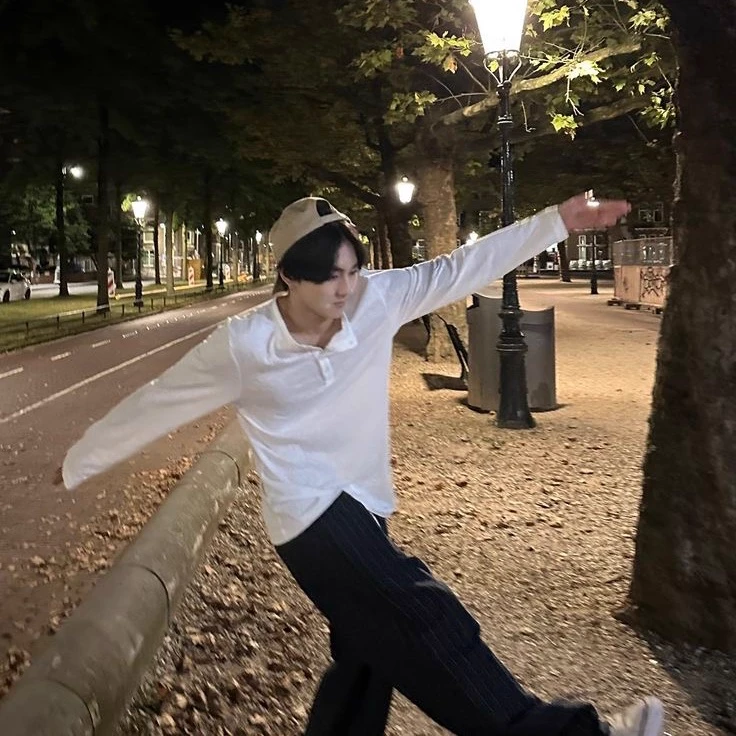 Yang Jungwon thumbnail