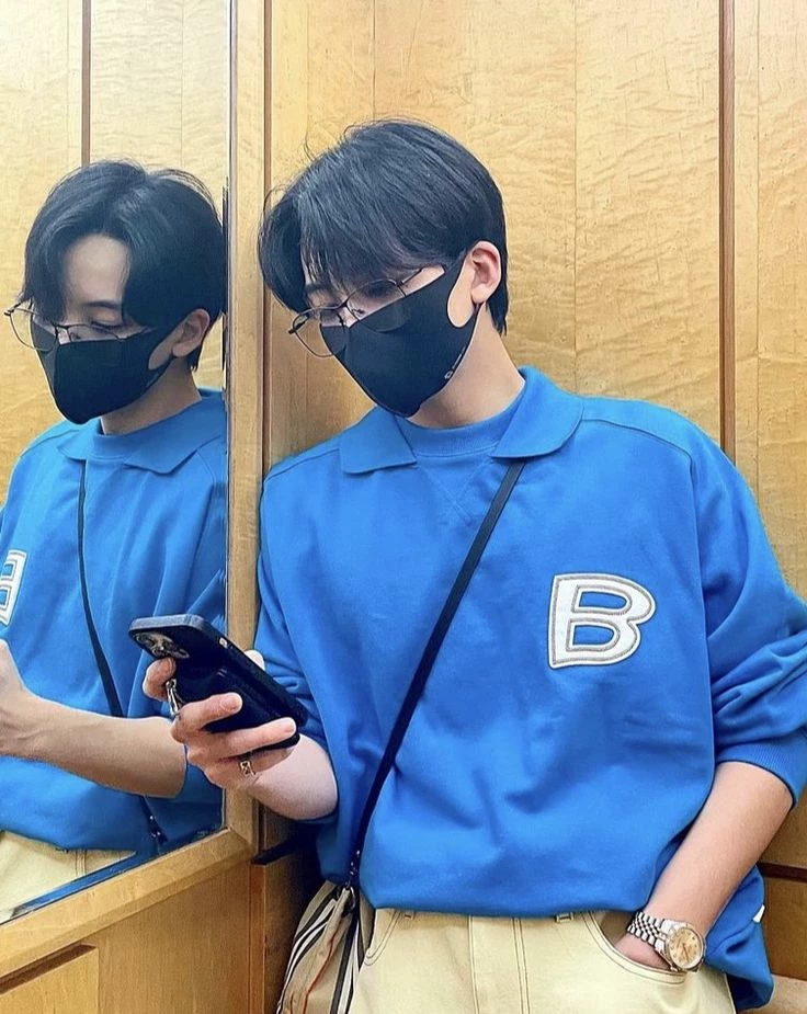 Yoon Jeonghan  thumbnail