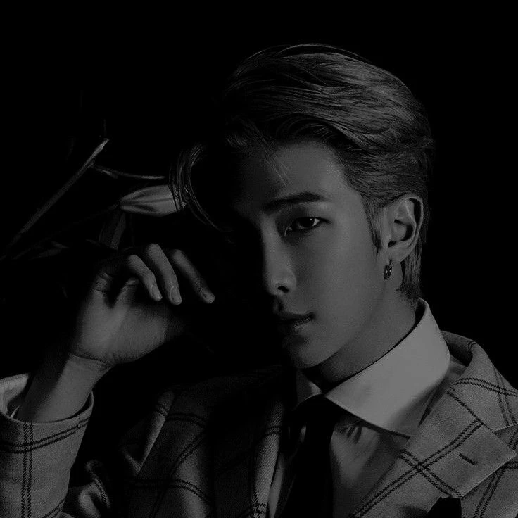 kim namjoon thumbnail