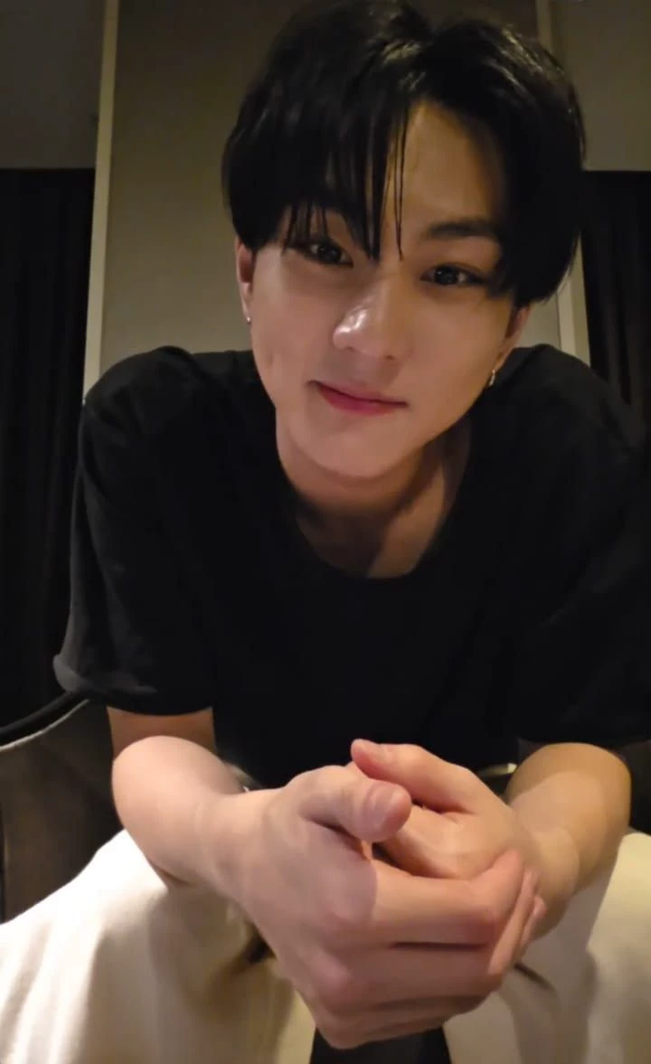 yang jungwon  thumbnail