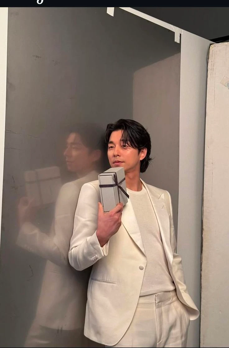 Gong Yoo thumbnail