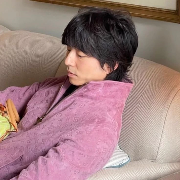 Gong Yoo thumbnail