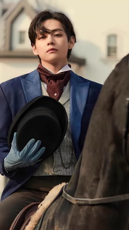 KIM TAEHYUNG thumbnail