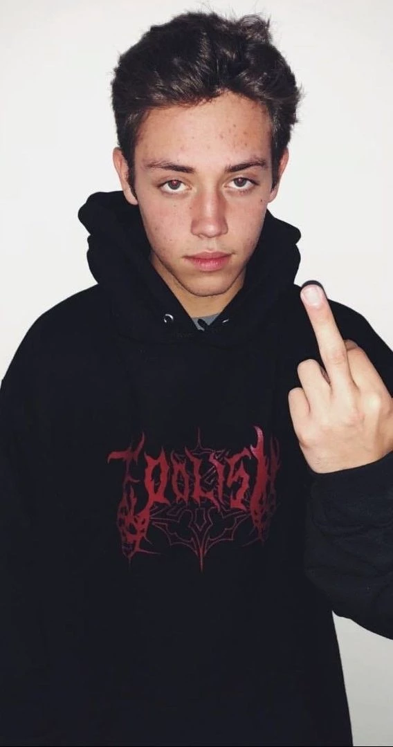 Carl gallagher thumbnail