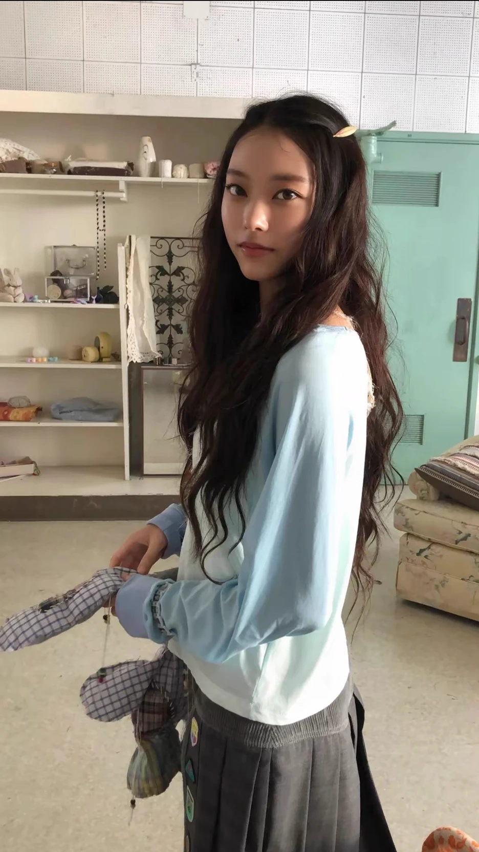 Kang Haerin thumbnail