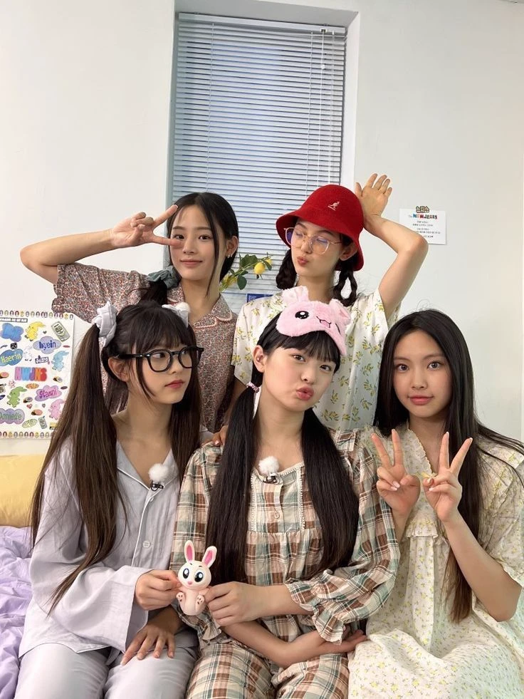 Newjeans thumbnail