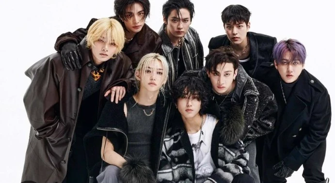 stray kids thumbnail
